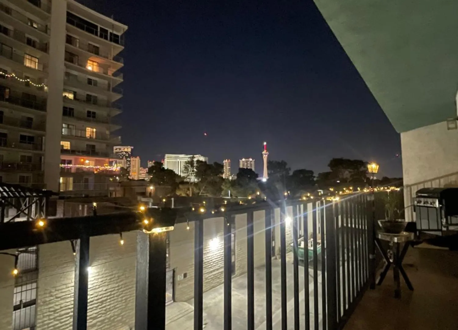 Chic Las Vegas Condo Getaway Mins To The Strip Free Wifi , Pool, Gym, 24Hr Security Appartement