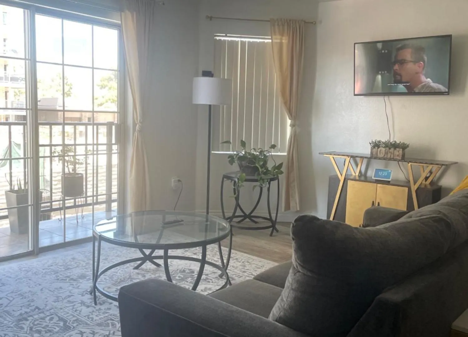 Appartement Chic Las Vegas Condo Getaway Mins To The Strip Free Wifi , Pool, Gym, 24Hr Security