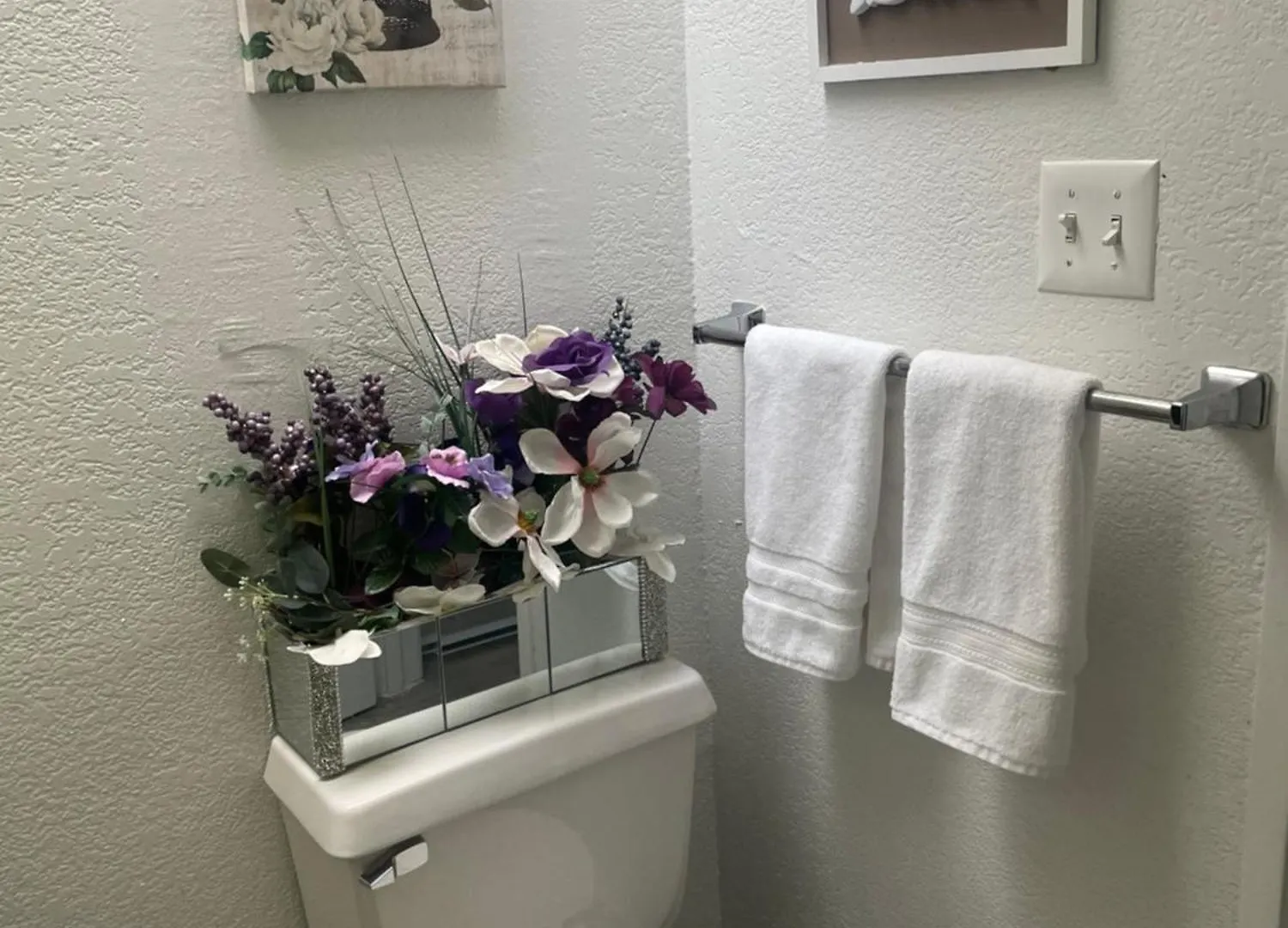 Chic Las Vegas Condo Getaway Mins To The Strip Free Wifi , Pool, Gym, 24Hr Security 0*,  Verenigde Staten